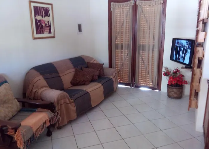 Casas Na Praia De Bombas - Bombinhas
