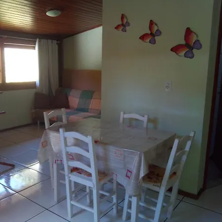 Casas Na Praia De Bombas - Bombinhas Exterior foto
