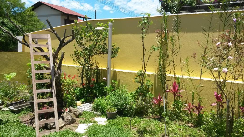 Casas Na Praia De Bombas - Bombinhas * Bombinhas